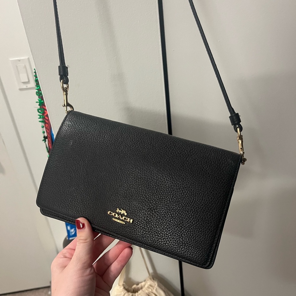 Black Leather Coach Purse! Almost perfect condition!!